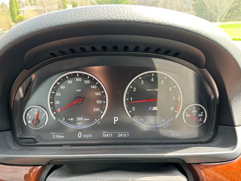Used 2013 BMW M5 RWD image 25