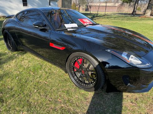 Used 2015 Jaguar F-TYPE S image 2