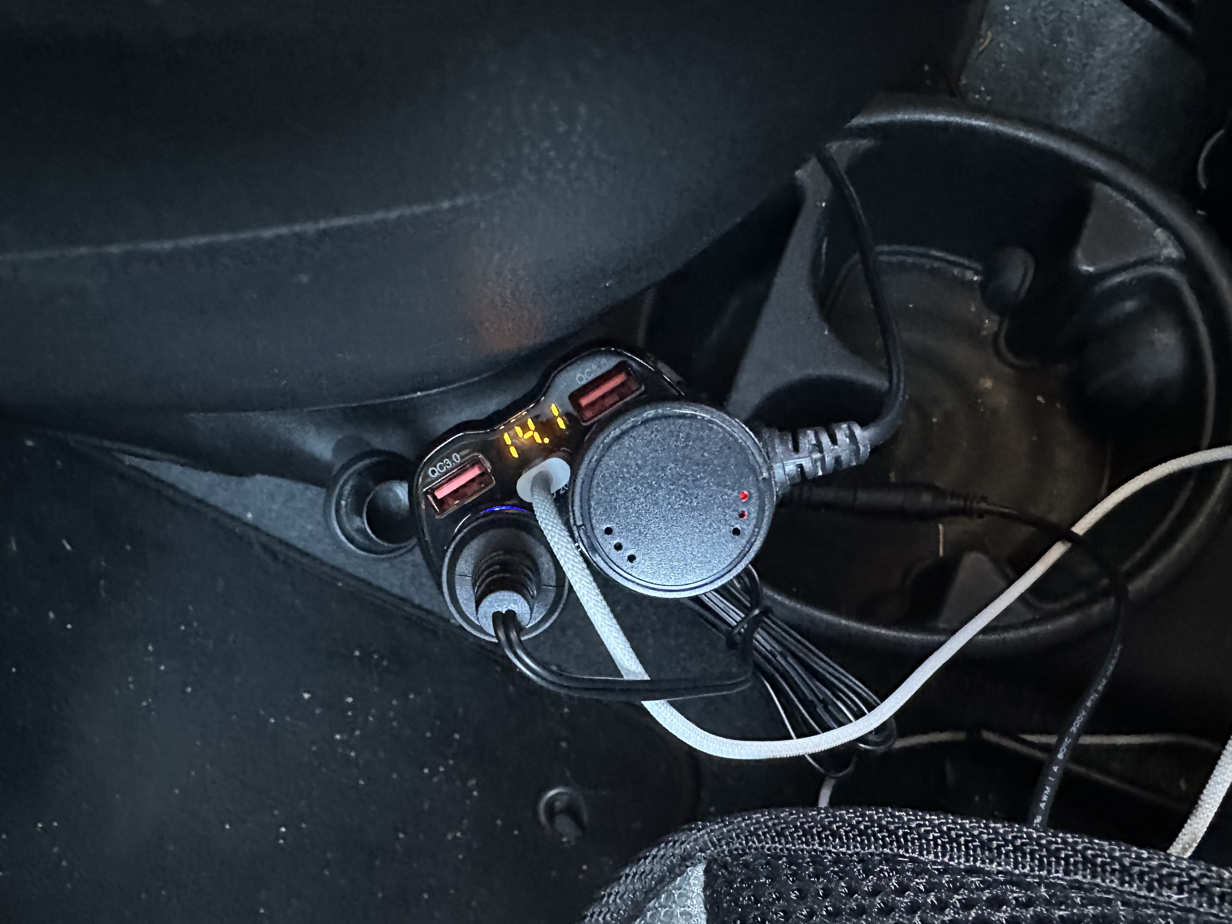 Used 2014 FIAT 500 e w/ Esport Package FWD image 8