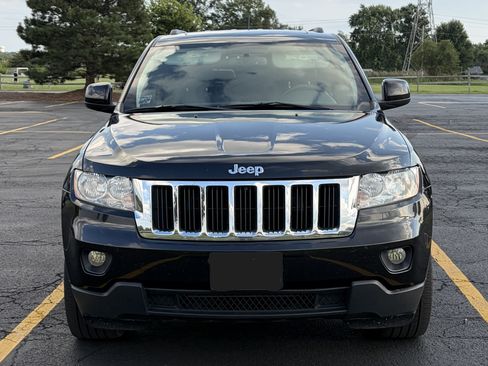 Used 2013 Jeep Grand Cherokee Laredo AWD/4WD image 11