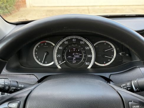 Used 2015 Honda Accord EX-L image 17