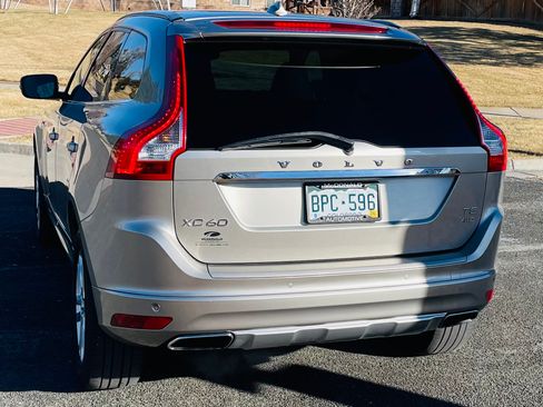 Used 2015 Volvo XC60 T5 image 4