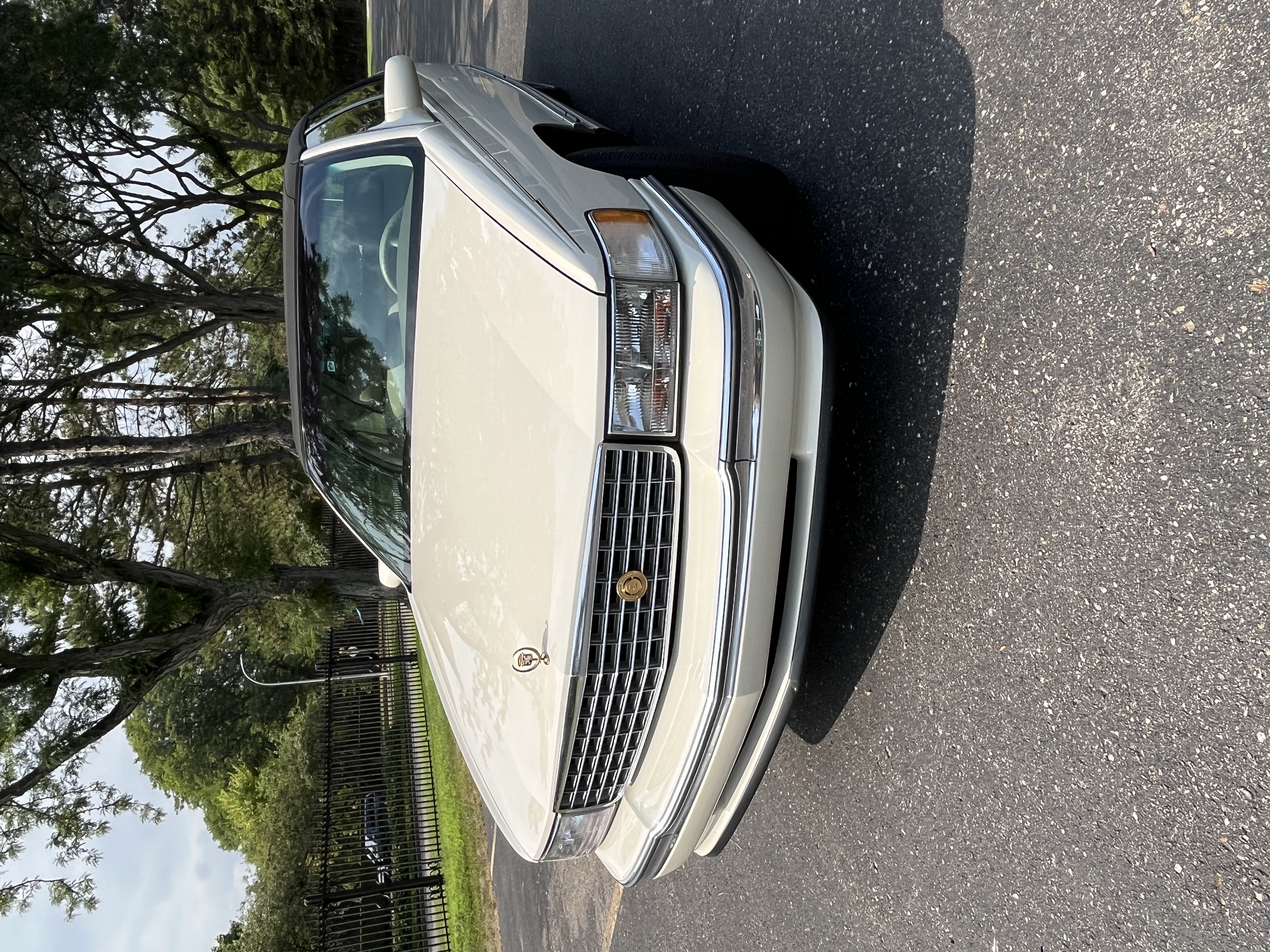 Used 1996 Cadillac De Ville Sedan FWD image 5
