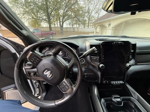 Used 2021 RAM 2500 Limited image 9