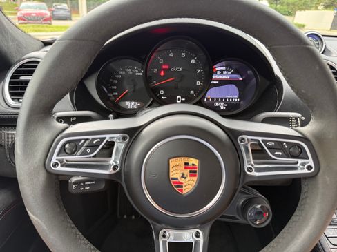 Used 2021 Porsche 718 Cayman GTS RWD image 18