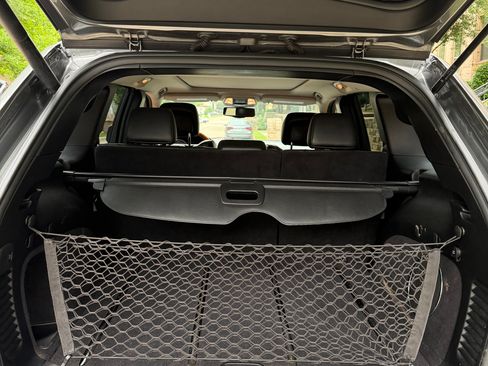 Used 2012 Jeep Grand Cherokee Overland w/ Mopar Chrome Edition Group AWD/4WD image 15
