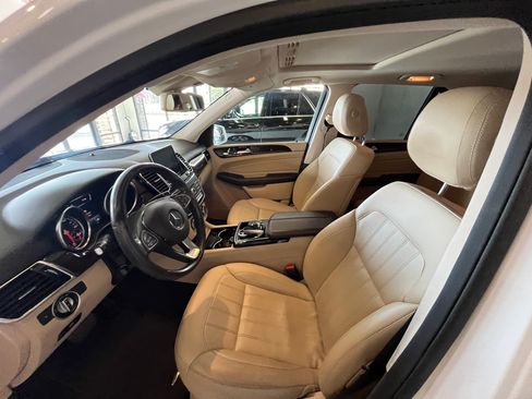 Used 2016 Mercedes-Benz GLE 350 w/ Premium Package image 11