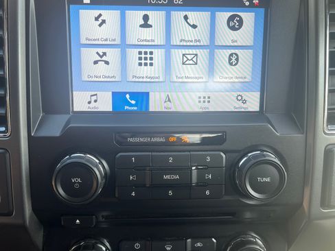 Used 2018 Ford F150 XLT w/ Equipment Group 302A Luxury image 5