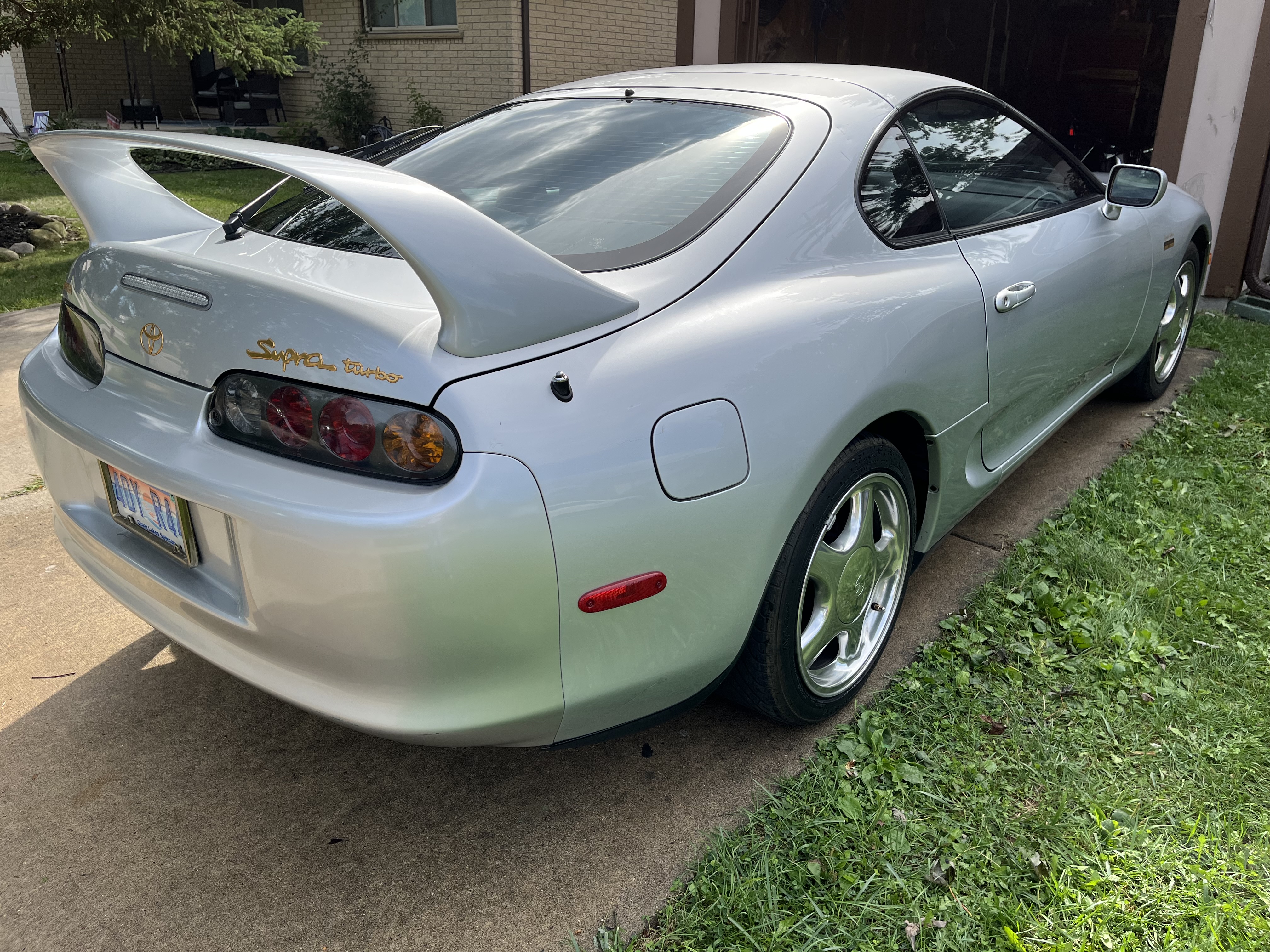 Used 1997 Toyota Supra Turbo w/ Gold Appearance Pkg RWD image 9