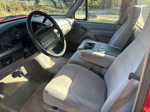 Used 1995 Ford F150 2WD Regular Cab image 12