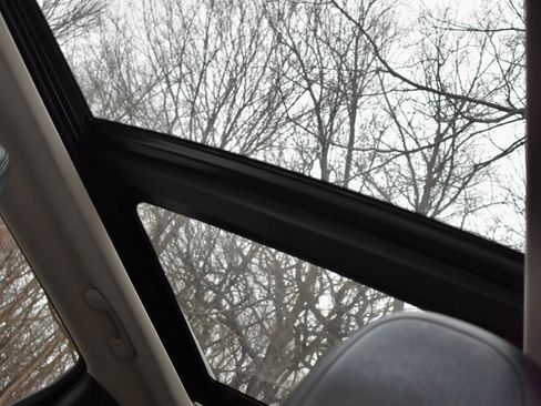 Used 2014 Jeep Cherokee Limited w/ Luxury Group image 21