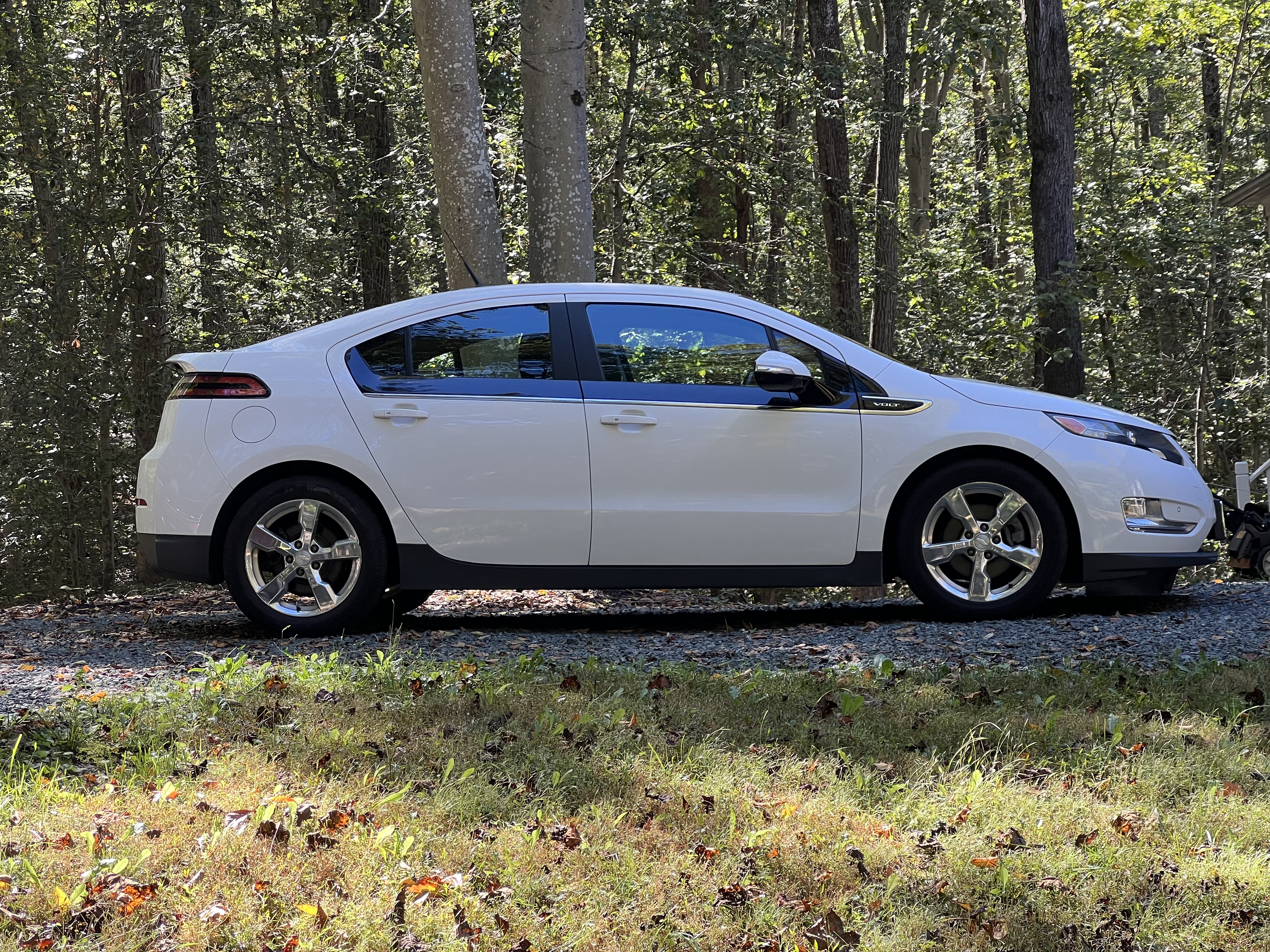 Used 2013 Chevrolet Volt Premium w/ Premium Trim Package FWD image 14