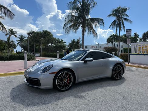 Used 2020 Porsche 911 Carrera S image 4