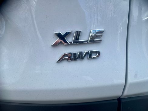 Used 2023 Toyota RAV4 XLE image 15