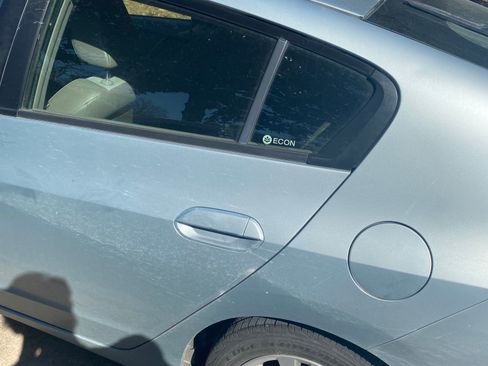 Used 2012 Honda Insight EX image 2