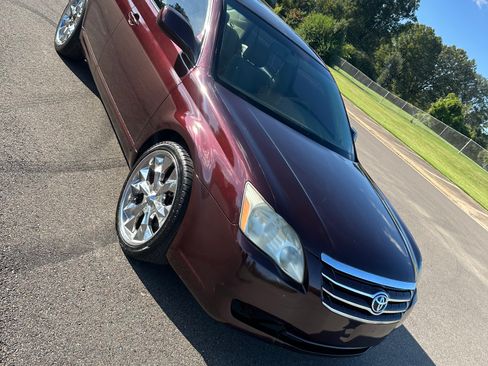 Used 2006 Toyota Avalon XL image 1
