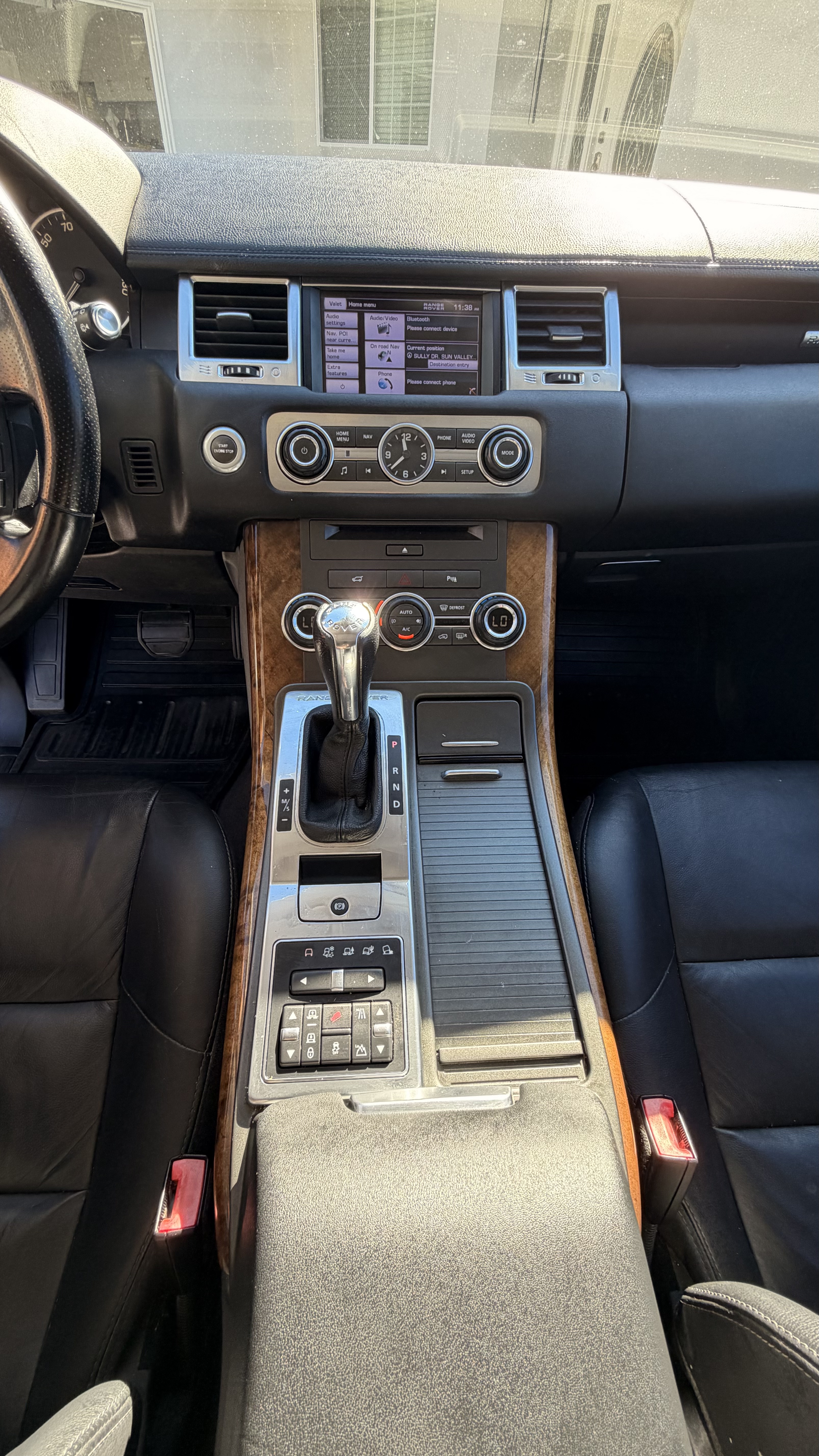 Used 2012 Land Rover Range Rover Sport HSE AWD/4WD image 23