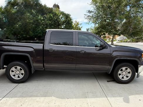 Used 2014 GMC Sierra 1500 SLE w/ SLE Value Package RWD image 2