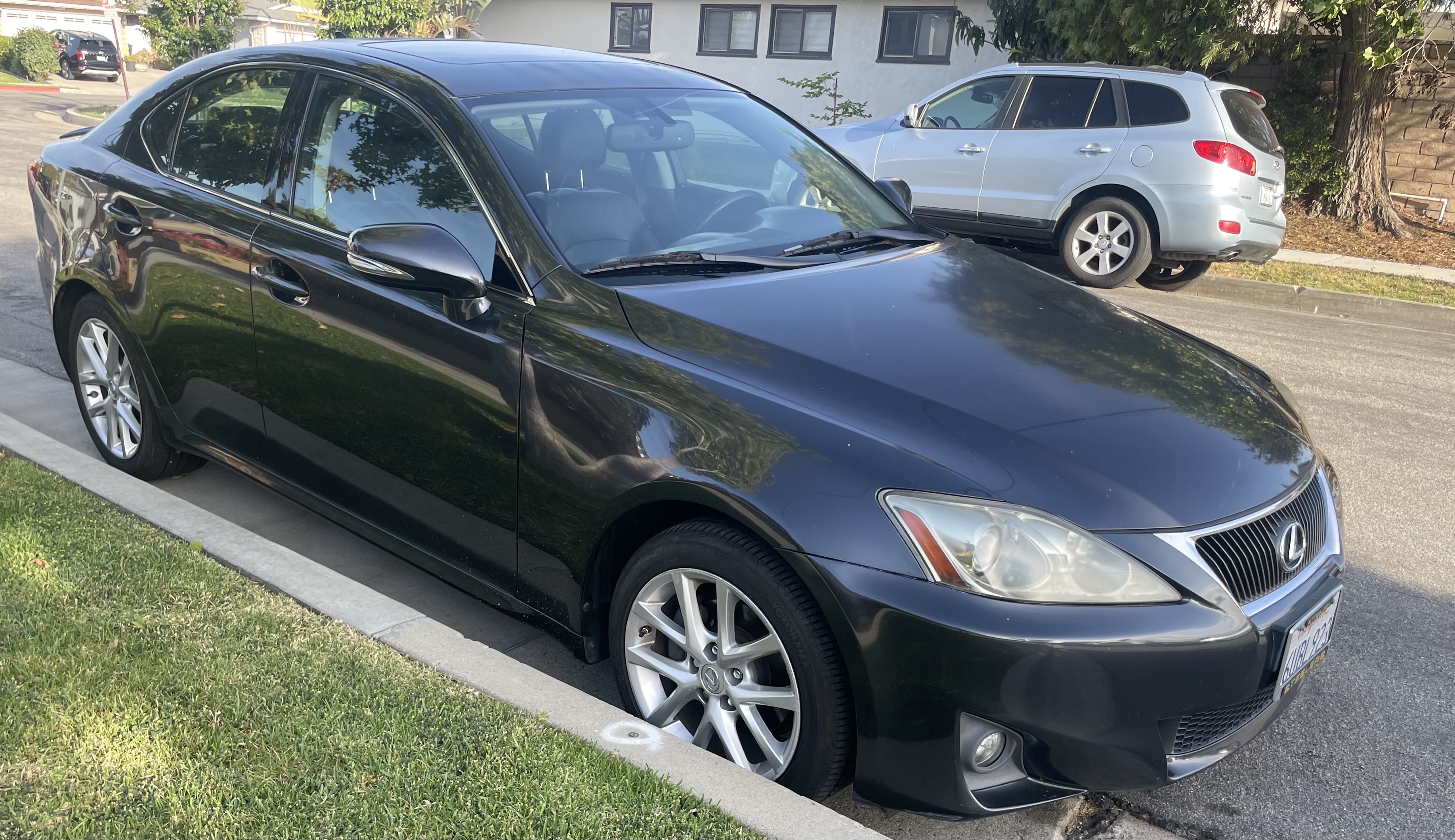 Used 2011 Lexus IS 250 w/ Premium Pkg Value Edition RWD image 5