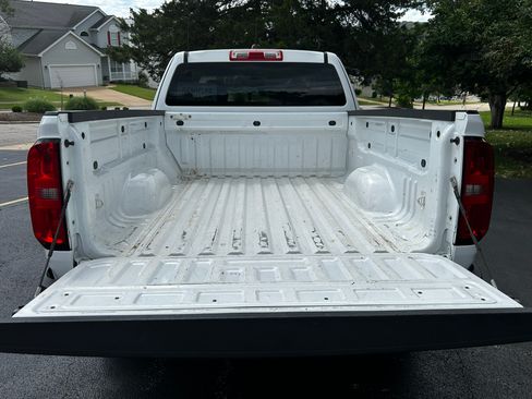 Used 2016 Chevrolet Colorado W/T w/ WT Convenience Package RWD image 16