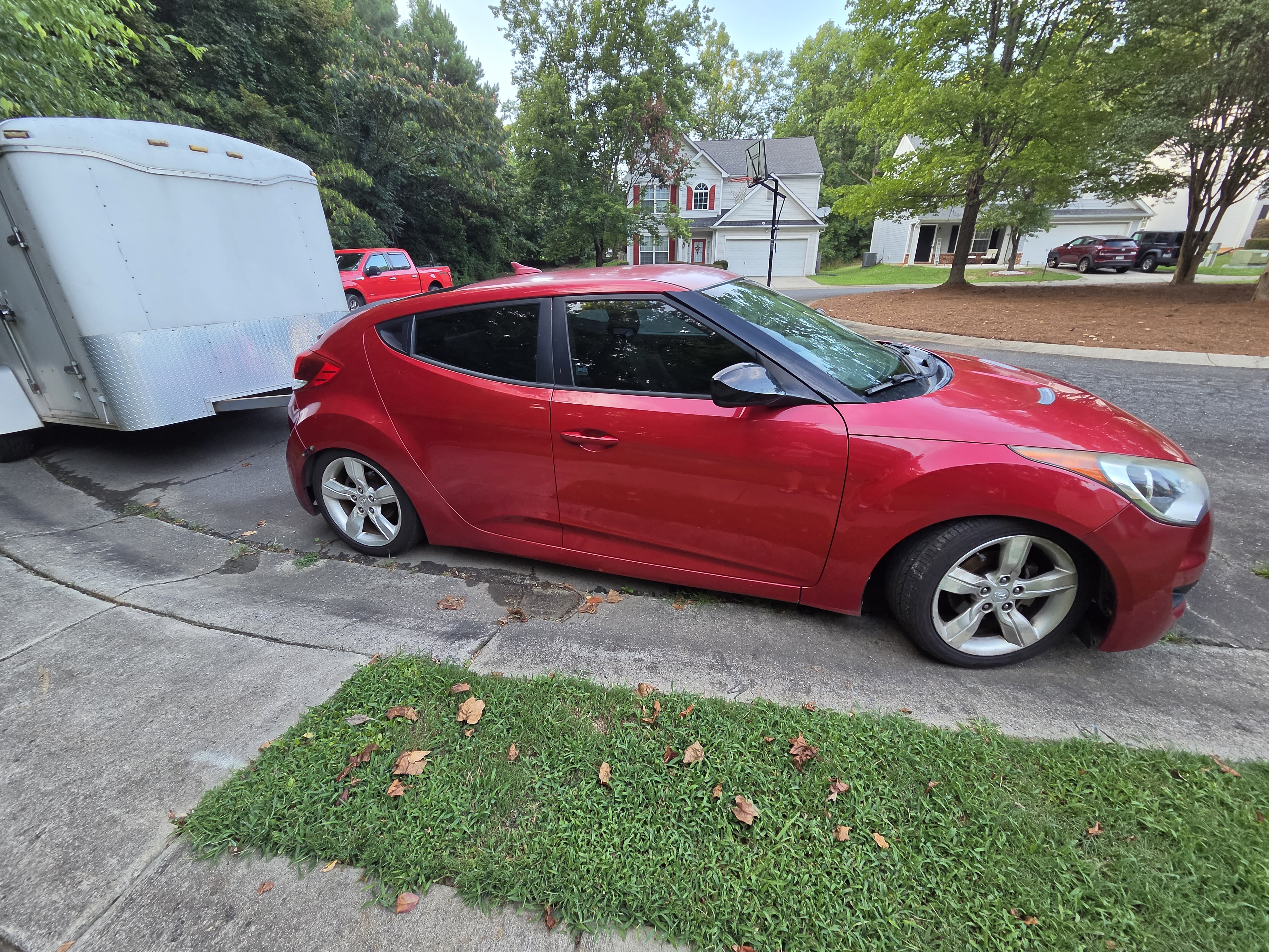 Used 2015 Hyundai Veloster FWD image 2