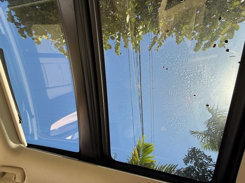 Used 2018 Lexus RX 450h AWD w/ Premium Package image 11