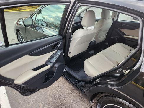 Used 2019 Subaru Impreza 2.0i Premium image 9