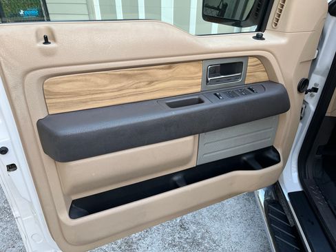 Used 2011 Ford F150 Lariat image 8