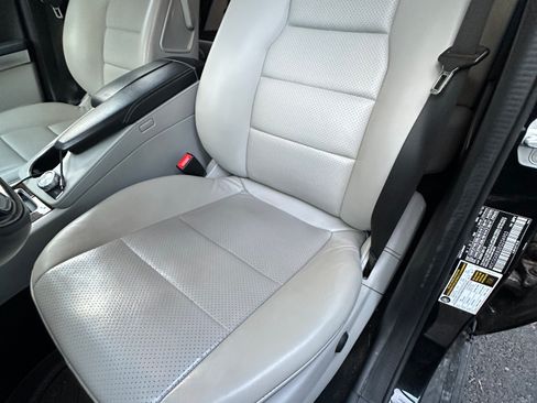 Used 2014 Mercedes-Benz GLK 250 BlueTEC 4MATIC image 15