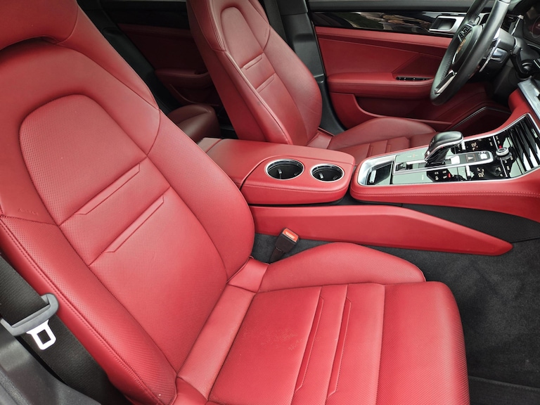 Used 2018 Porsche Panamera image 22