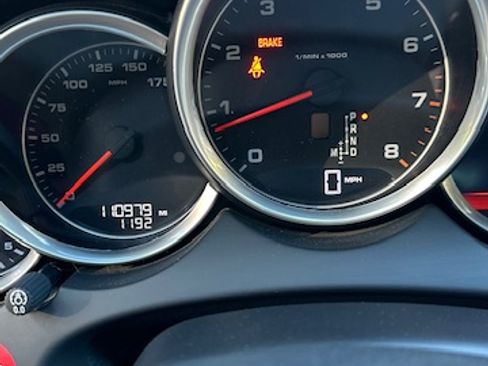 Used 2014 Porsche Cayenne image 9