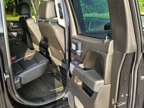 Used 2016 Chevrolet Silverado 1500 LTZ Z71 w/ LTZ Plus Package AWD/4WD image 14