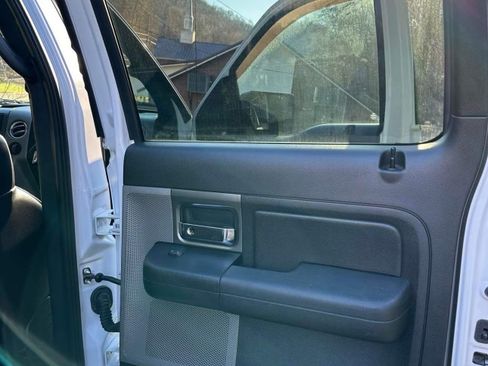 Used 2006 Ford F150 FX4 image 17