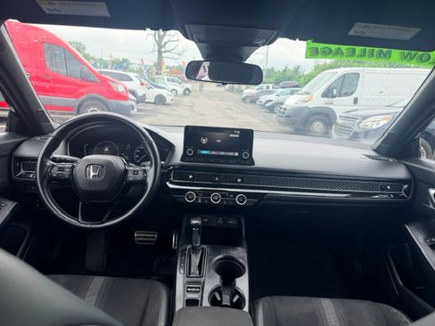 Used 2023 Honda Civic Sport image 13