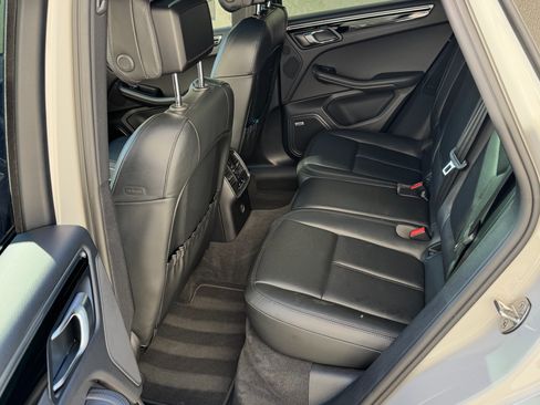 Used 2021 Porsche Macan GTS image 8