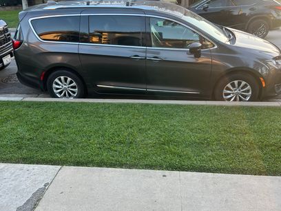 Used 2018 Chrysler Pacifica Touring-L