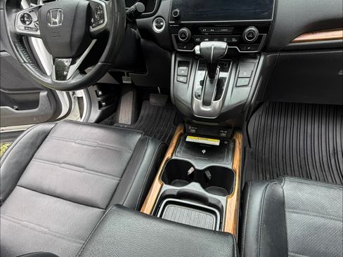 Used 2020 Honda CR-V Touring image 18
