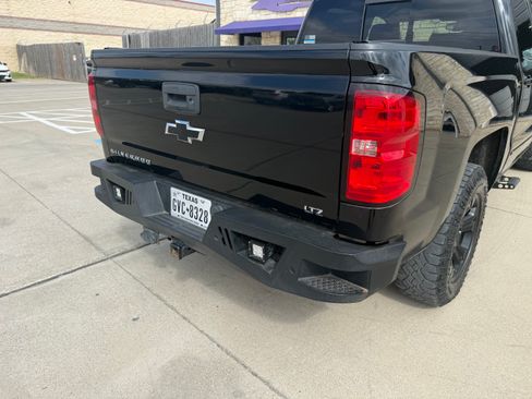 Used 2015 Chevrolet Silverado 1500 LTZ Z71 w/ Midnight Edition image 19