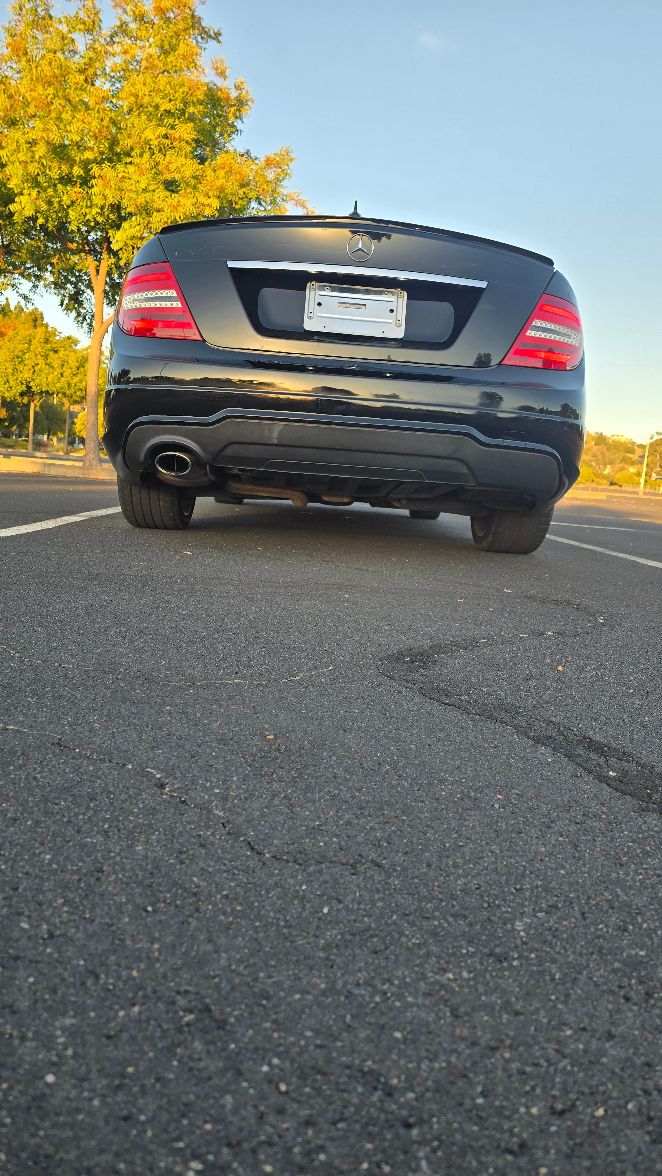 Used 2014 Mercedes-Benz C 250 Sedan image 6