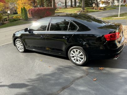 Used 2011 Volkswagen Jetta SE