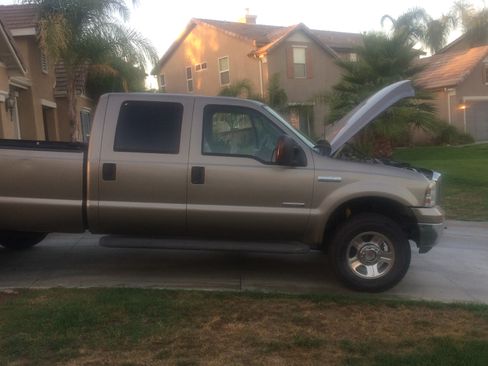 Used 2005 Ford F350 Lariat AWD/4WD image 5