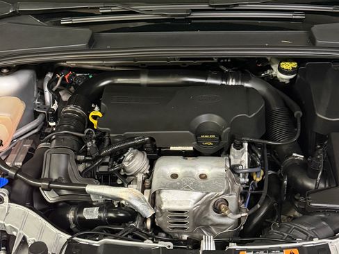 Used 2016 Ford Focus SE image 6