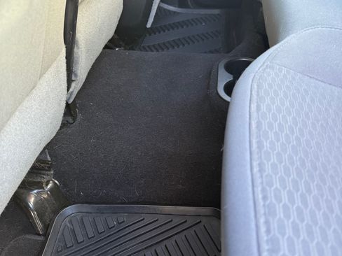 Used 2013 RAM 1500 Express image 10