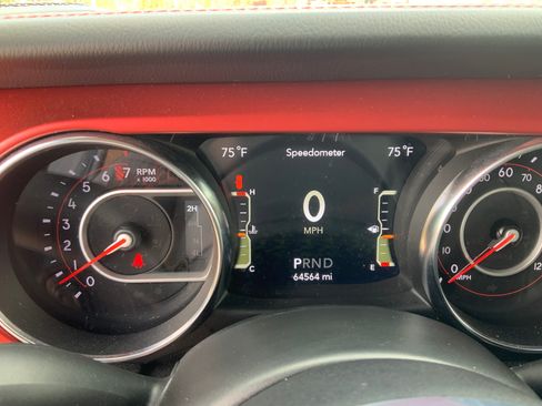 Used 2021 Jeep Wrangler Unlimited Rubicon image 14