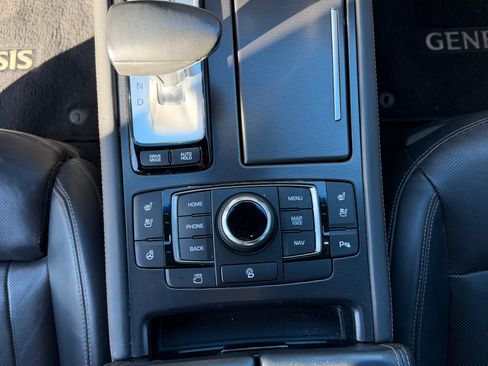 Used 2018 Genesis G80 3.3T Sport image 17