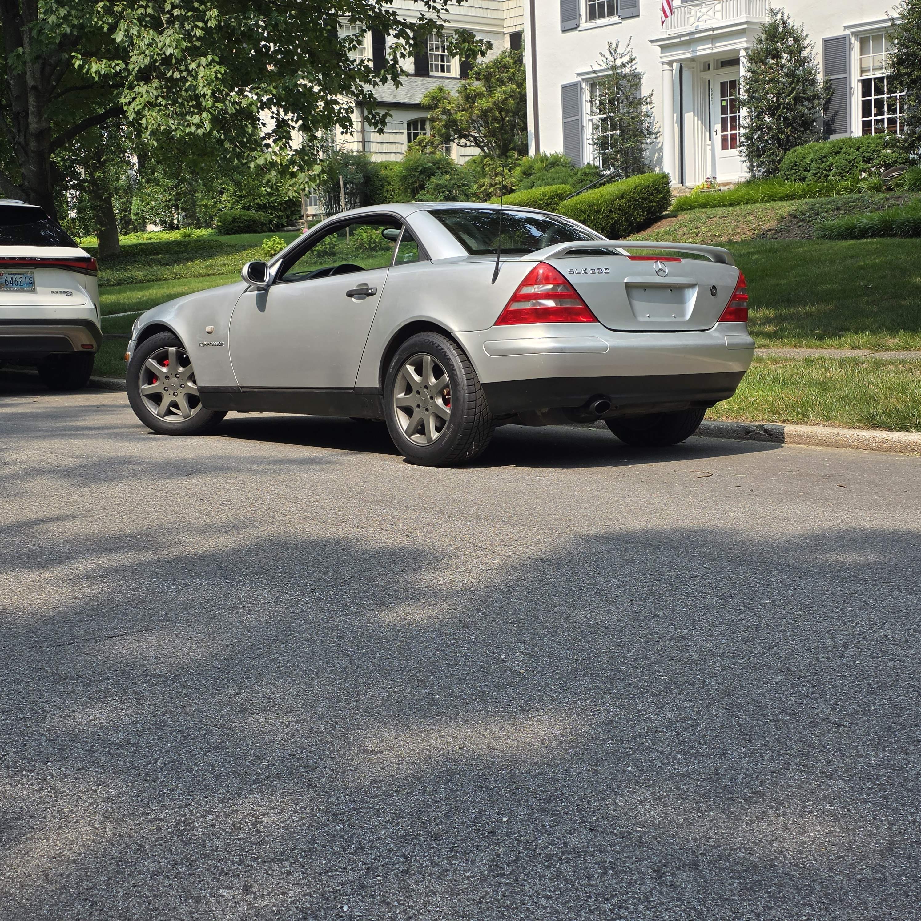 Used 1999 Mercedes-Benz SLK 230 image 2