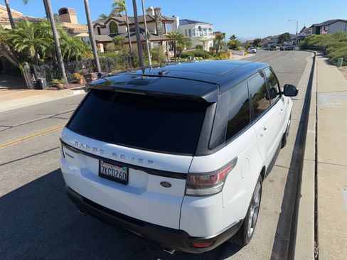 Used 2015 Land Rover Range Rover Sport HSE AWD/4WD image 8