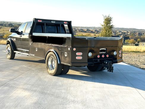 Used 2014 RAM 5500 Laramie image 12