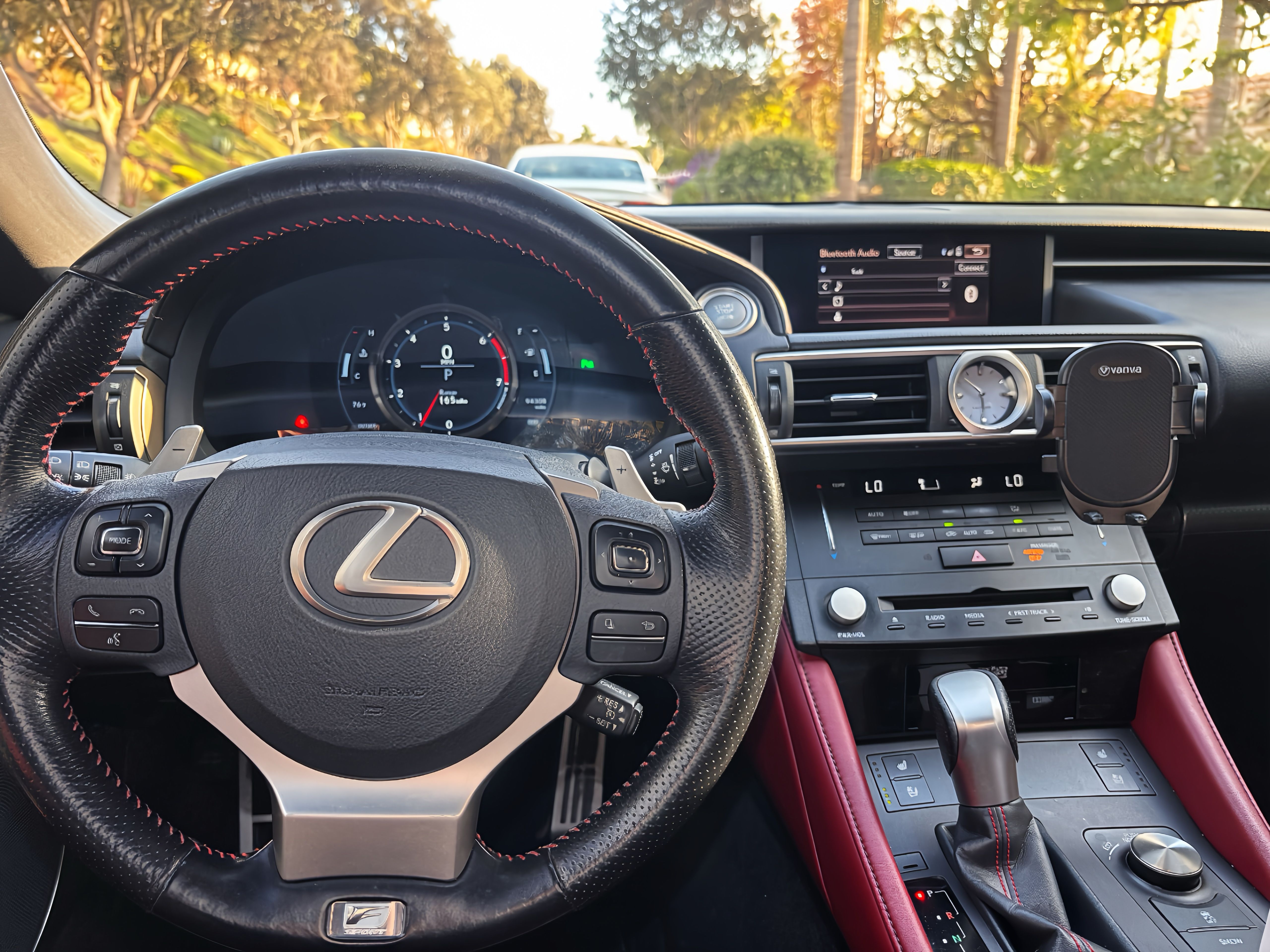 Used 2016 Lexus RC 200t RWD image 10