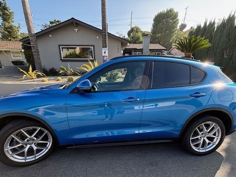 Used 2019 Alfa Romeo Stelvio Ti Sport w/ Quick Order Package 22S Sport image 2